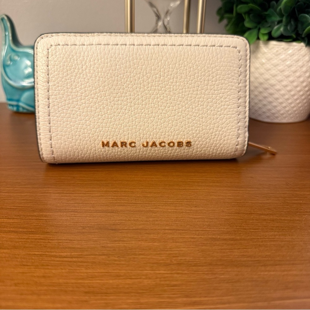 Marc Jacobs Gold and Cream Wallet
